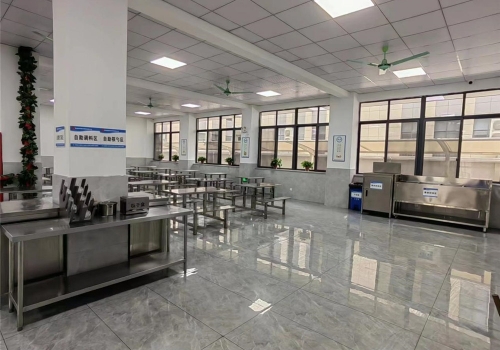 ����ϵľ�ע